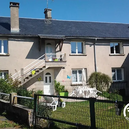 Entre Les Lacs Curan