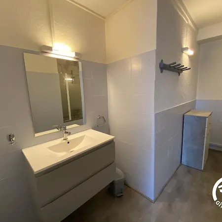 펜션 Entre Les Lacs Curan