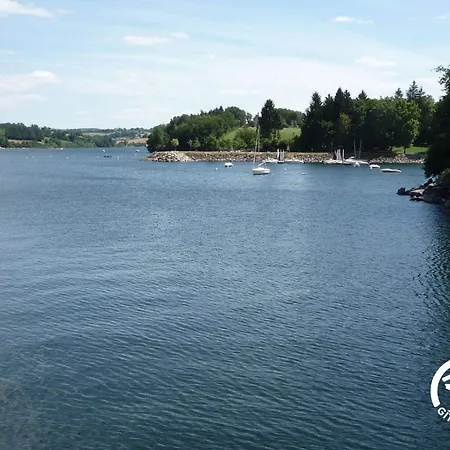 Entre Les Lacs Ferienhaus Curan